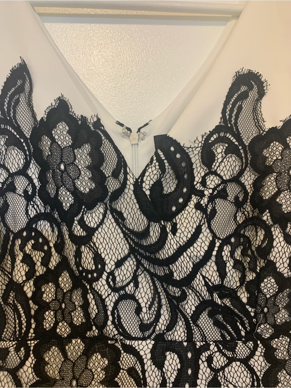 le chateau Medium White Dress with Black Lace Overlay - Picture 6 of 6